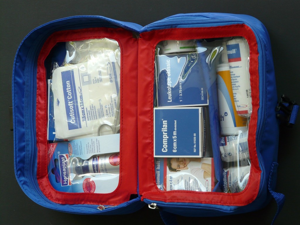 first-aid-kit-59646_1280
