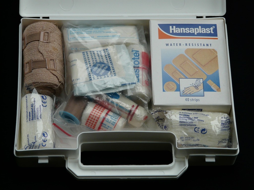 first-aid-kit-62643_1280
