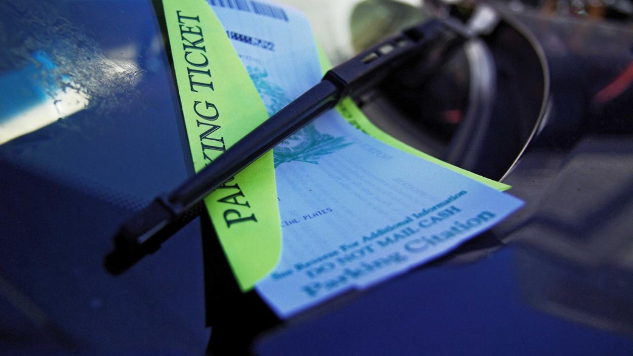 private-parking-companies-are-issuing-illegal-parking-tickets-623-1435018899